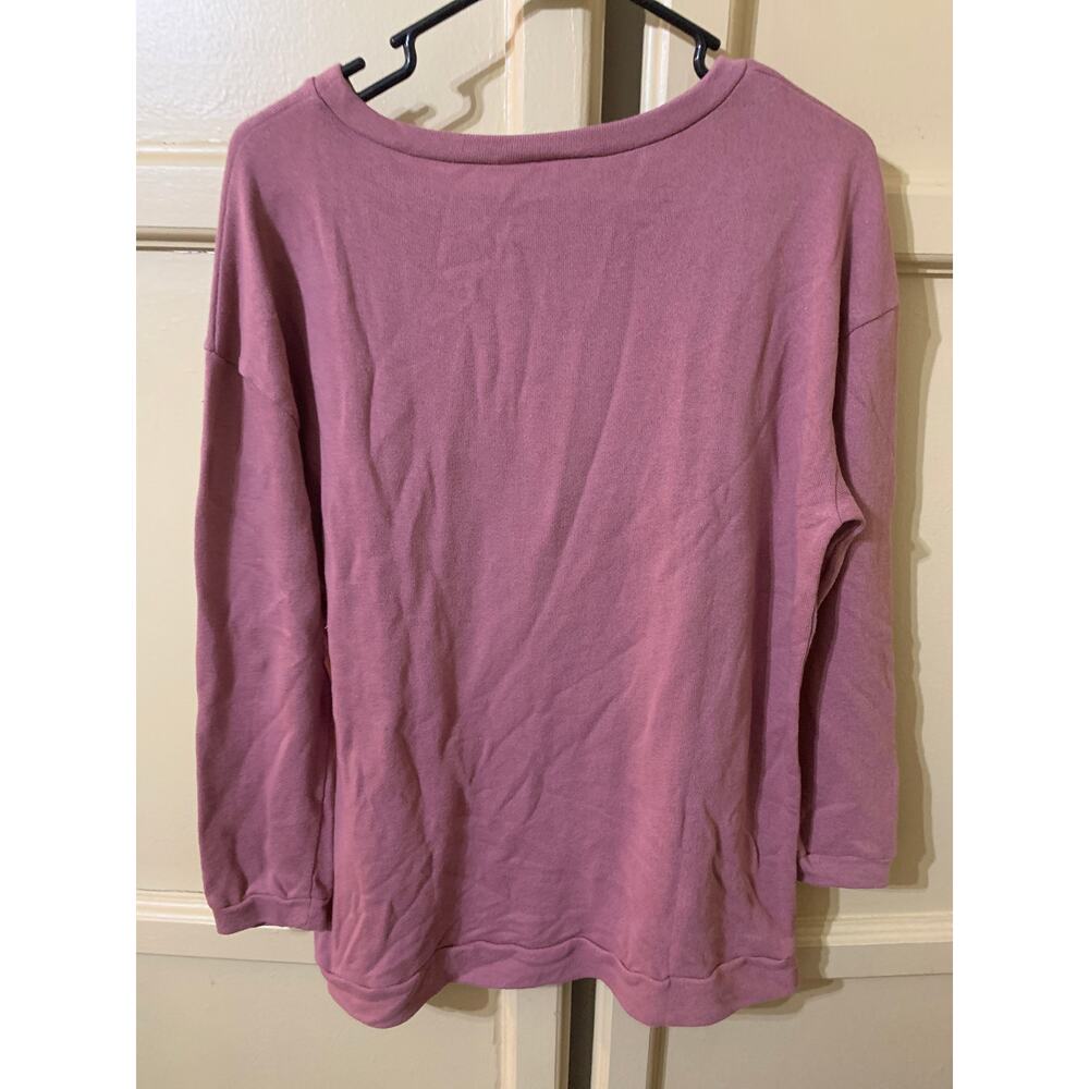 Jordann Light Weight Distressed Sweater Size Small. Pinkish Purple - Picture 4 of 7